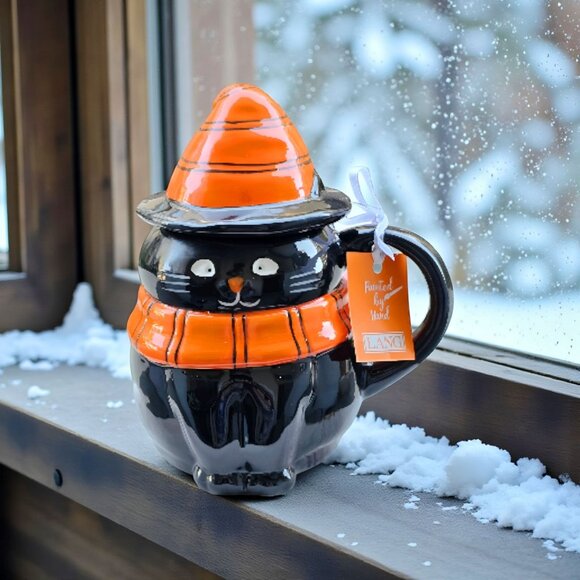 Holiday Candle ✦ Christmas Tree Scent ✦ Soy Wax in Black Cat Mug w/ Lid NWT - Picture 2 of 5